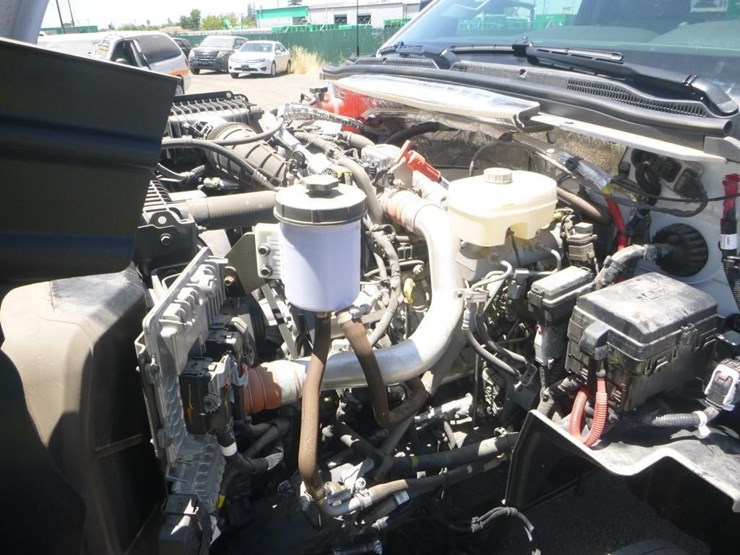 2023-chevrolet-silverado-5500hd-image-20