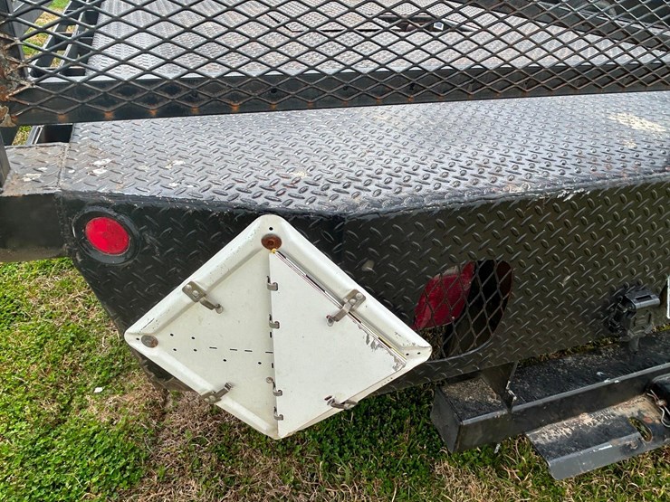 2015-gmc-3500hd-image-22