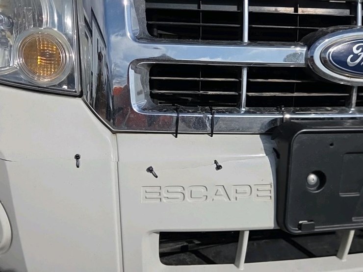 2011-ford-escape-xlt-image-17