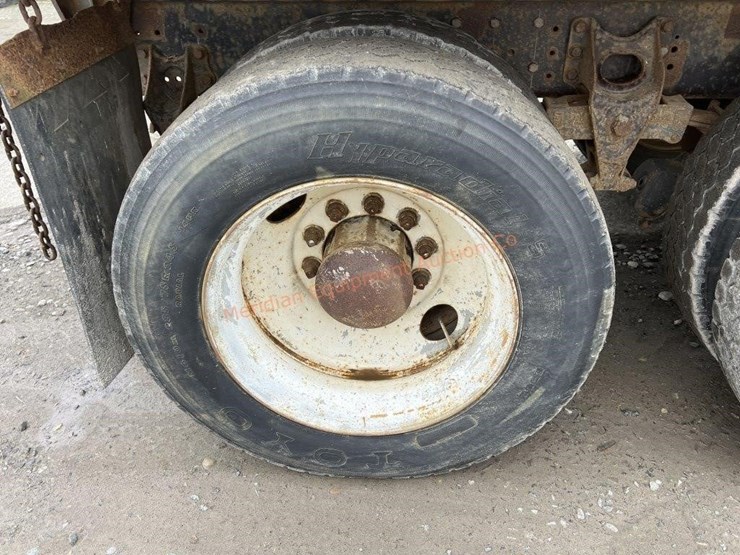 1984-international-s2500-image-15