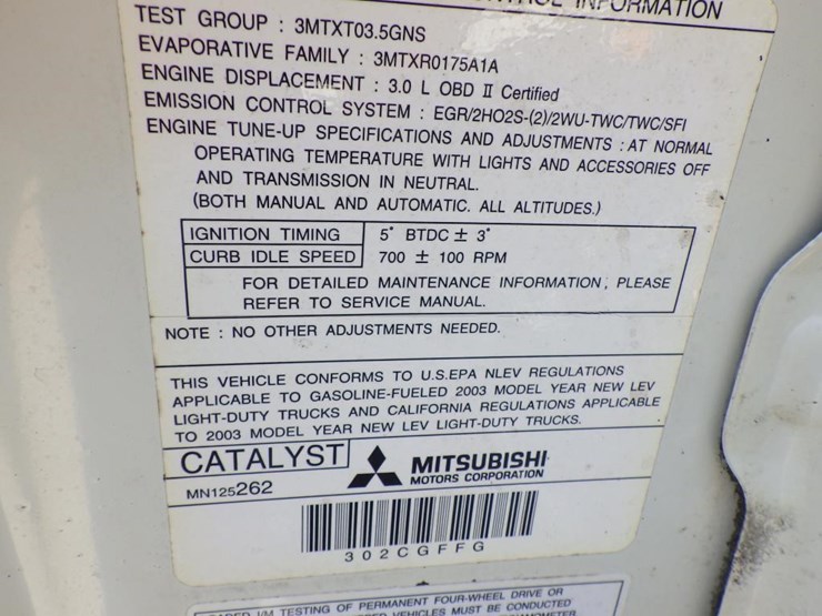 2003-mitsubishi-montero-image-12