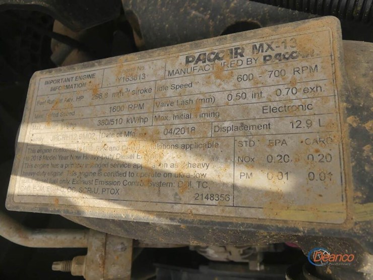 2019-peterbilt-389-image-10