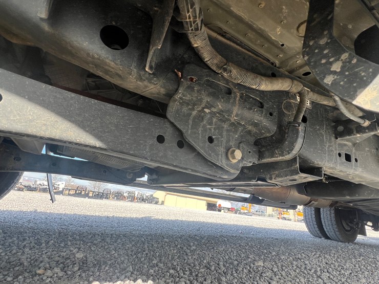 2022-ford-f450-lariat-image-19