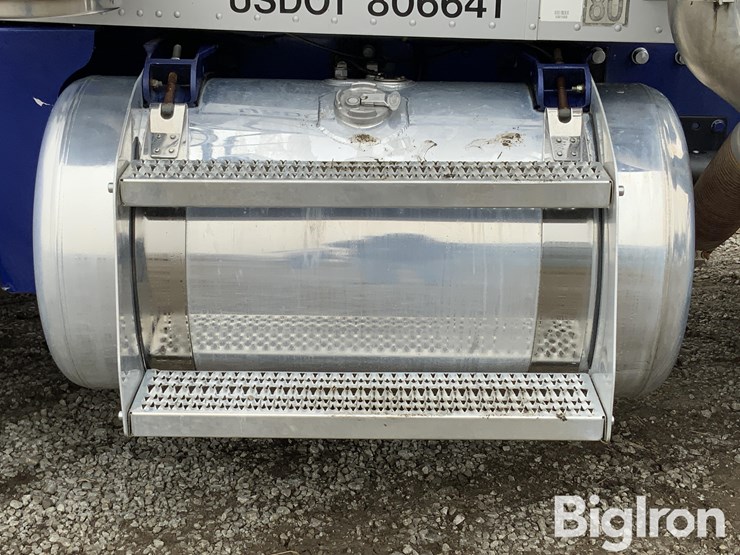 2007-peterbilt-379-image-19