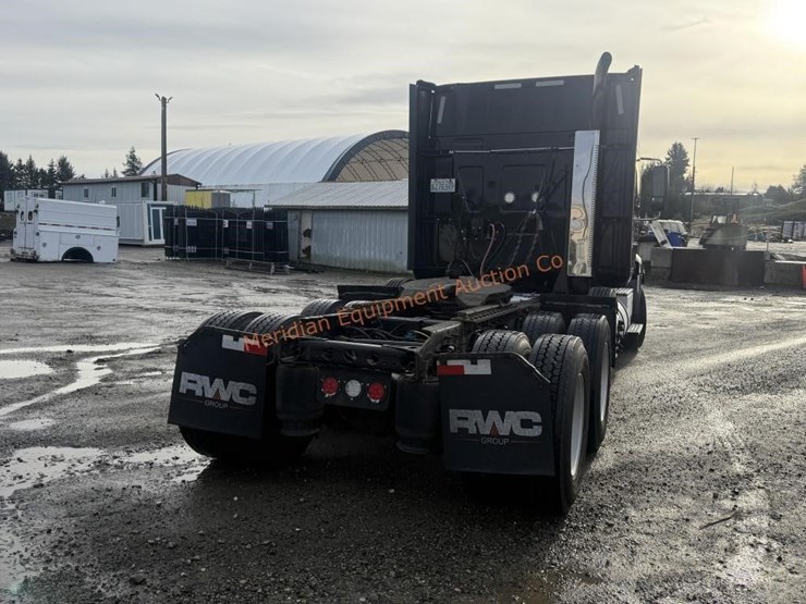 2017-international-prostar-image-57