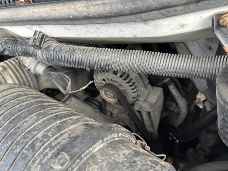 2008-gmc-3500-image-36