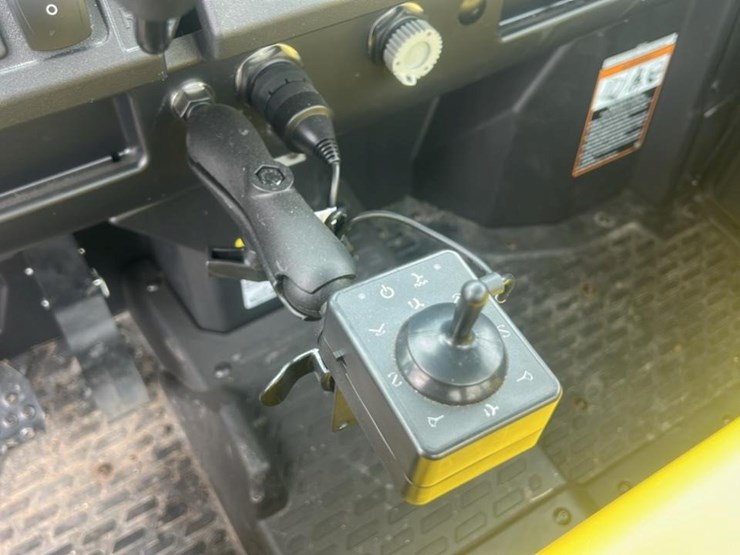 2020-john-deere-2020-image-24