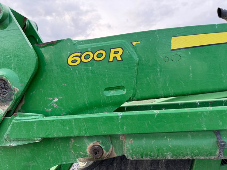 2017-john-deere-6120m-image-6