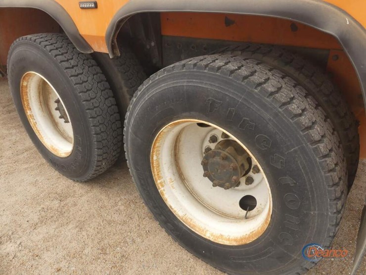 1995-international-9300-image-4