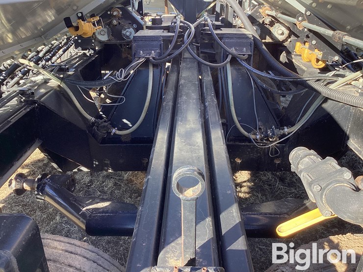 crustbuster-4740ap-dd48x10-box-grain-drill-image-9