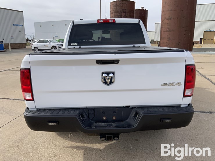 2015-dodge-1500-image-6