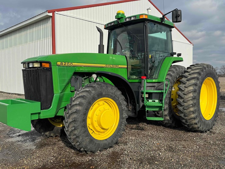 1995-john-deere-8200-image-26