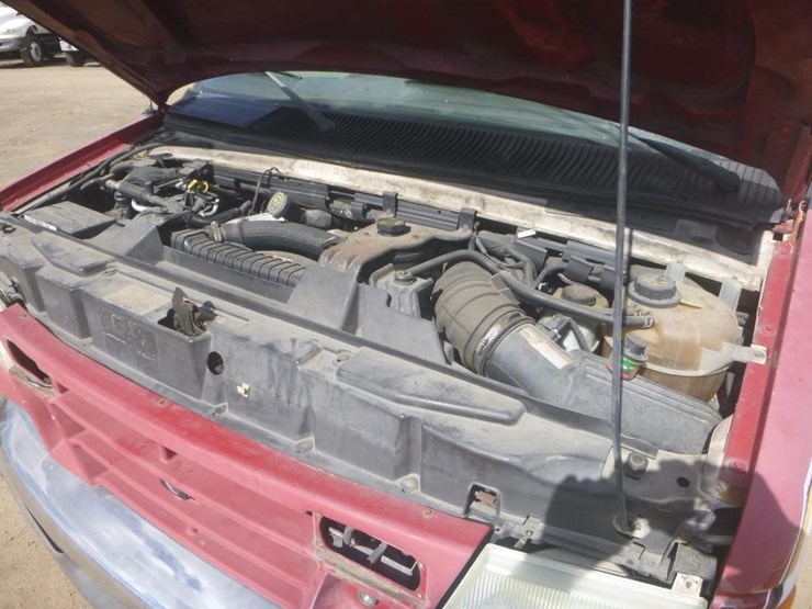 2005-ford-e450-image-13