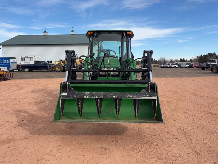 2009-john-deere-5083e-image-2