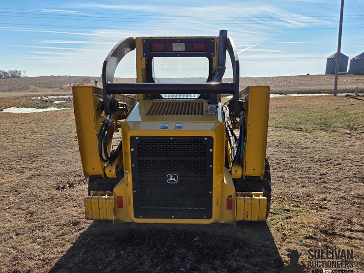 john-deere-325-image-6