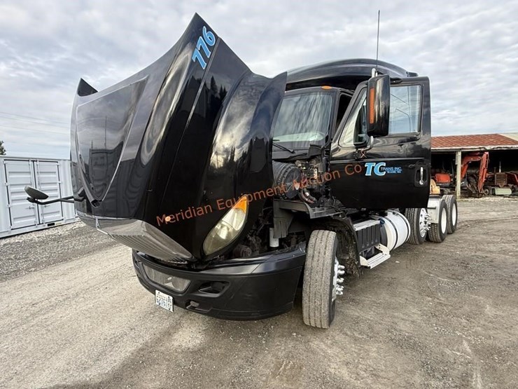 2017-international-prostar-image-35