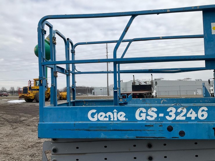 2003-genie-gs3246-image-33