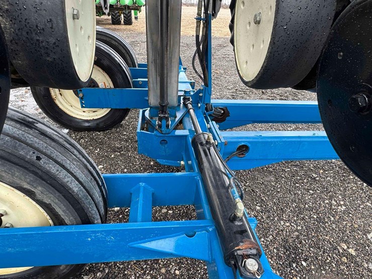 kinze-3600-image-22