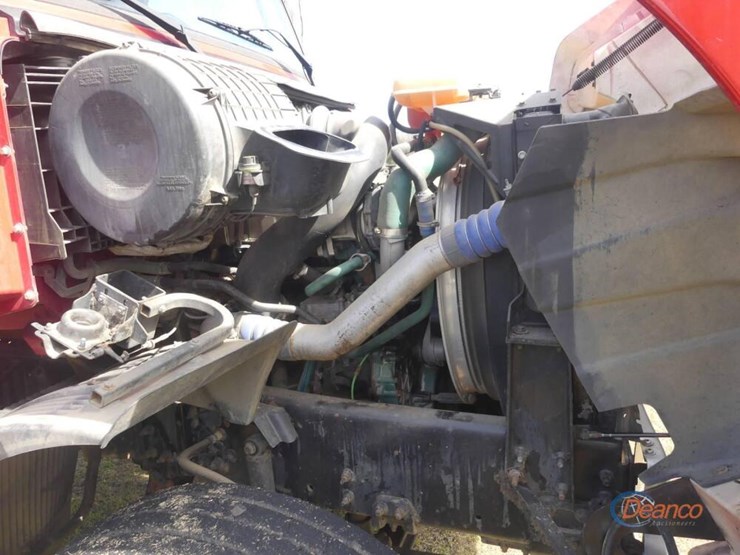 2004-volvo-truck-tractor,-s/n-4v4kc9gh04n352976:-t/a,-day-cab,-ve-d12-465-eng.,-eaton-10-sp.,-wet-kit,-11r24.5-tires,-487k-mi.-image-11