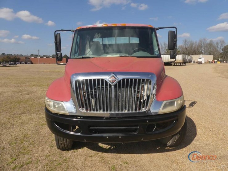 2006-international-durastar-4300-image-2