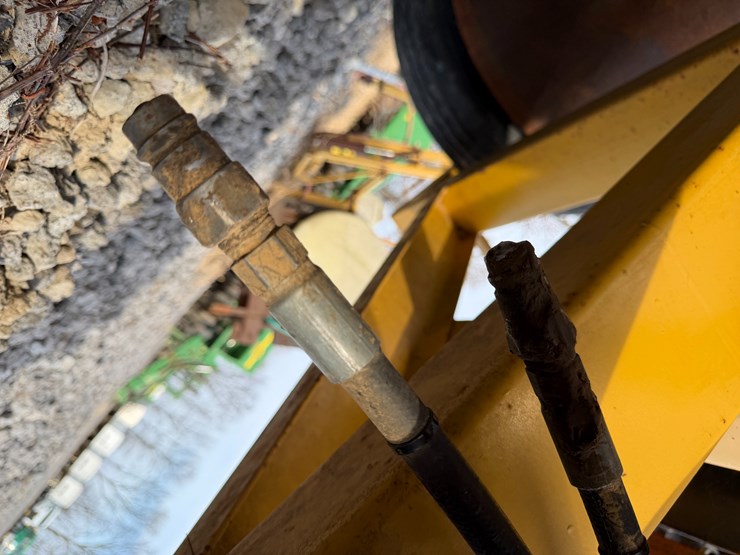 #41047-•-w&a-manufacturing-894-levee-seeder-and-packer-image-35