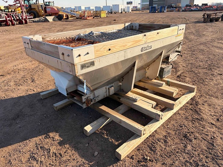 western-striker-pickup-box-salt-spreader-image-1