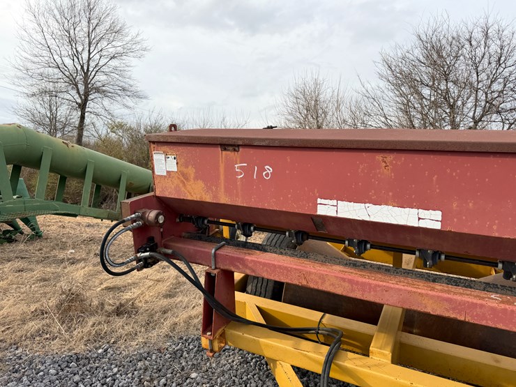 #41047-•-w&a-manufacturing-894-levee-seeder-and-packer-image-26