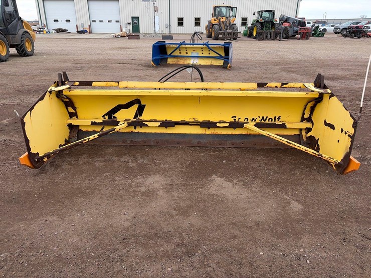 snow-wolf-fast-tach-ultra-108-quick-release-snow-pusher-image-6