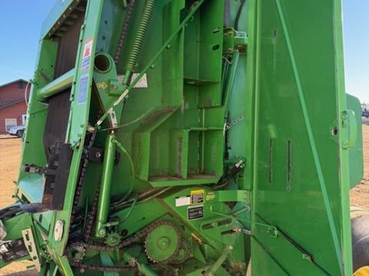 john-deere-568-image-17