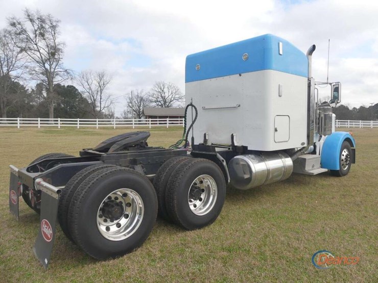 2007-peterbilt-379-image-2