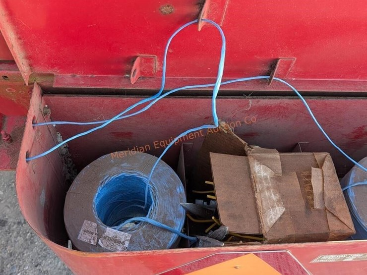 new-holland-286-image-22