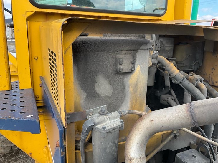 #1400-•-komatsu-wheel-loader-image-136