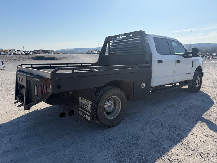 ford-f350-xl-image-4