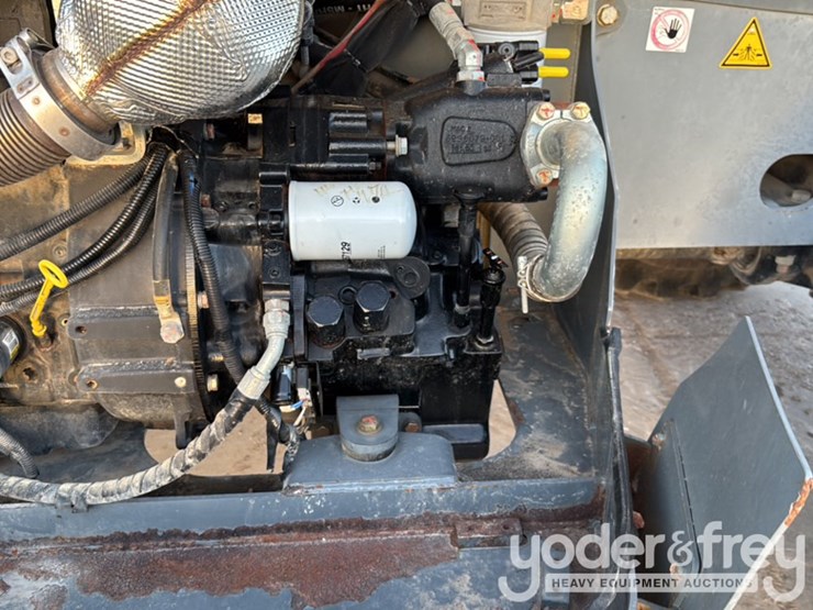 2018-skyjack-sj1056-image-34