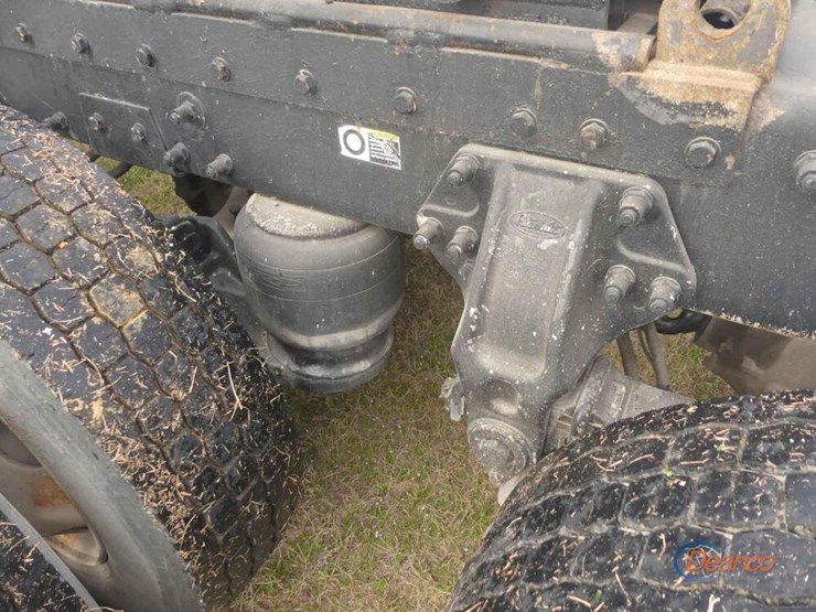 2007-peterbilt-379-image-6