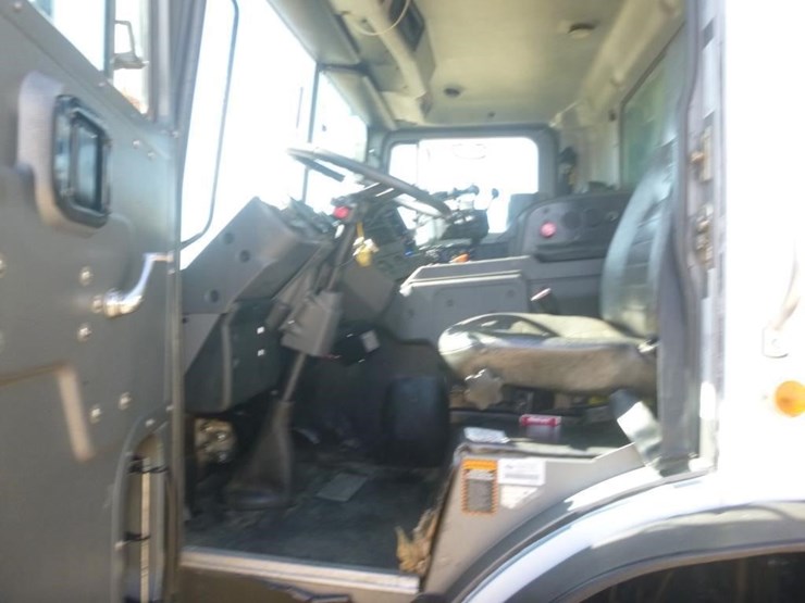 2014-mack-mru600-image-13