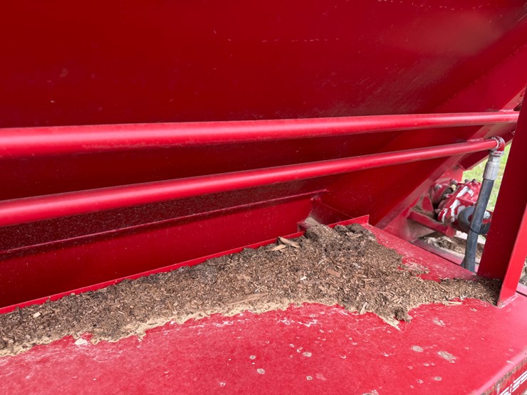 #41020-•-chandler-equipmen-17'-pull-type-spreader-image-23