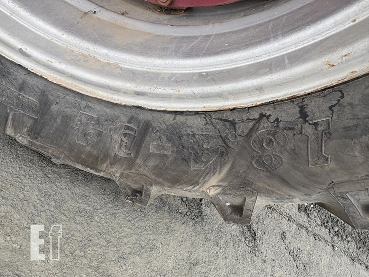 international-806-image-10