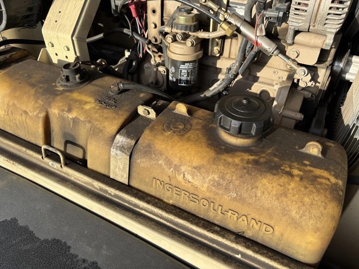 2008-ingersoll-rand-p185-image-29