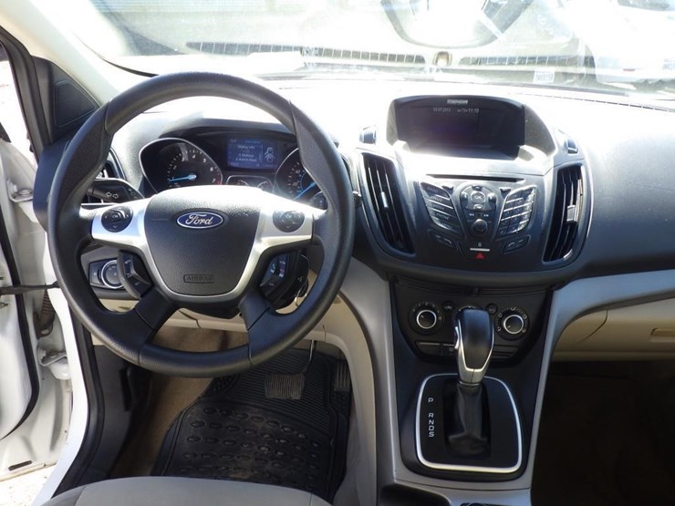 2013-ford-escape-image-9