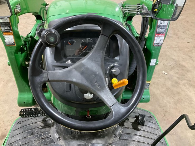 2010-john-deere-3520-image-60