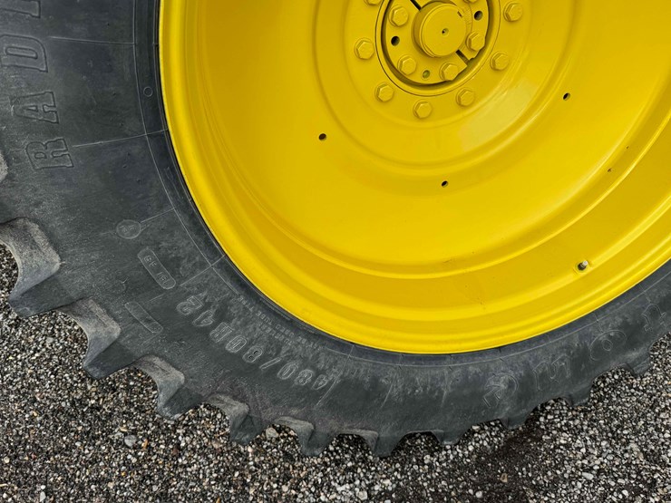 1995-john-deere-8200-image-22