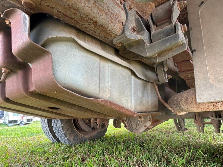 2001-ford-f450-image-21