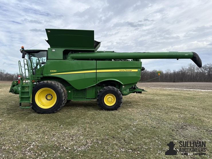 2013-john-deere-s690-image-8