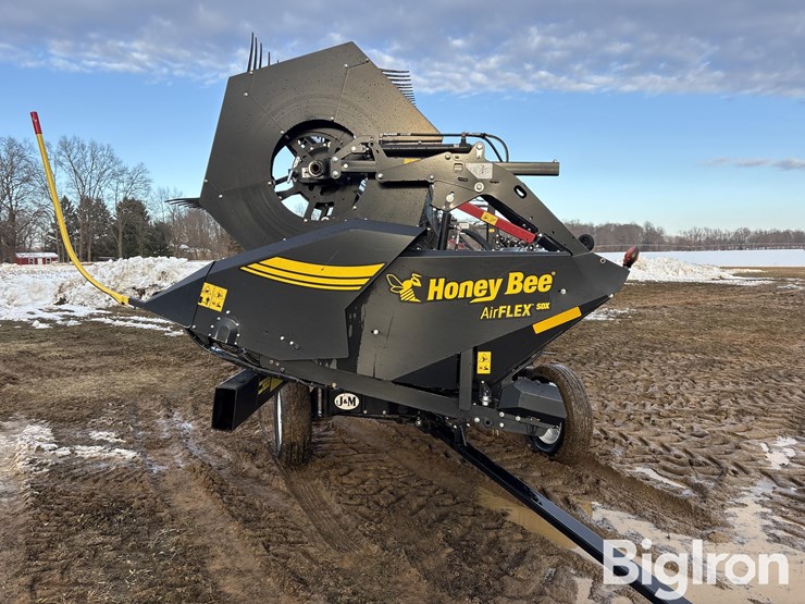 2023-case-ih-820-image-8