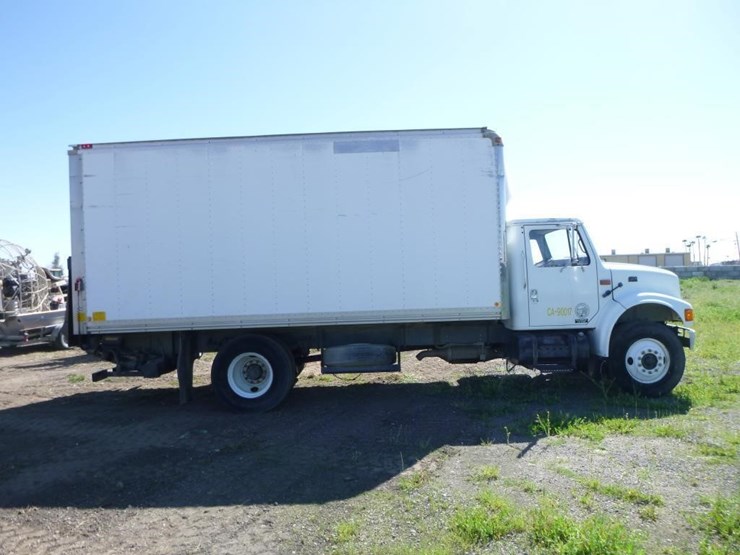 1995-international-4700-image-14