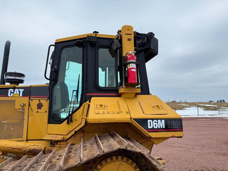 caterpillar-d6m-lgp-image-31