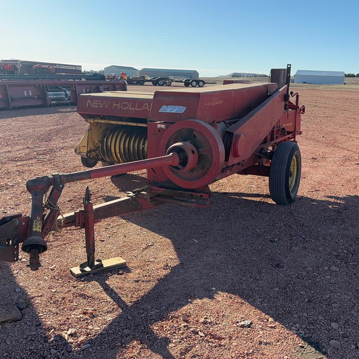 NEW HOLLAND 275