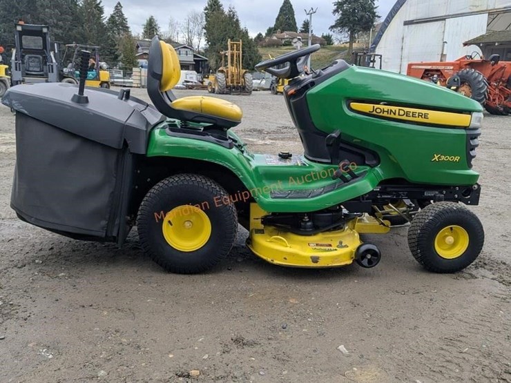john-deere-x300r-image-6