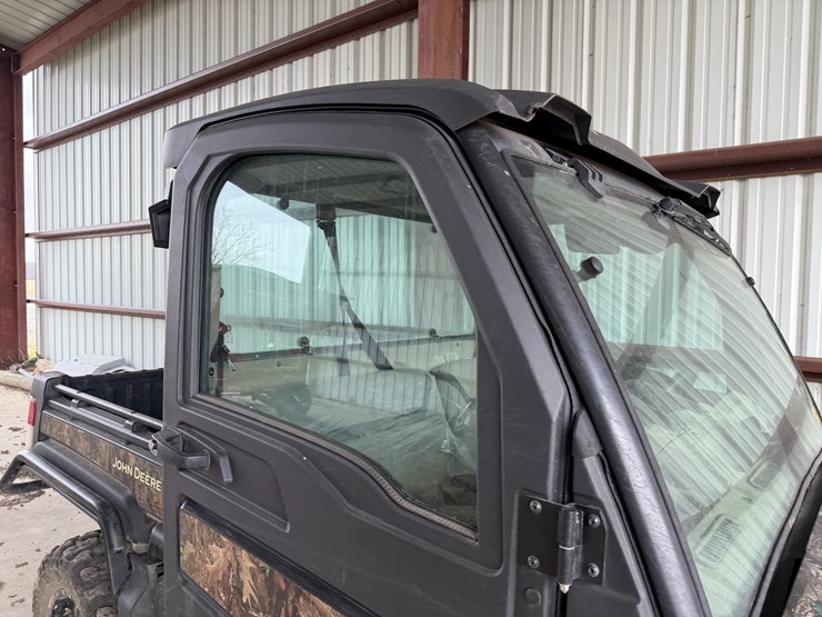 john-deere-gator-image-27